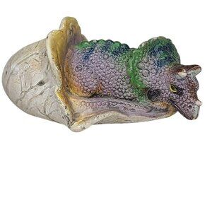 Vintage 90's AAA Baby Triceratops Hatching Dinosaur Egg Figure Jurassic